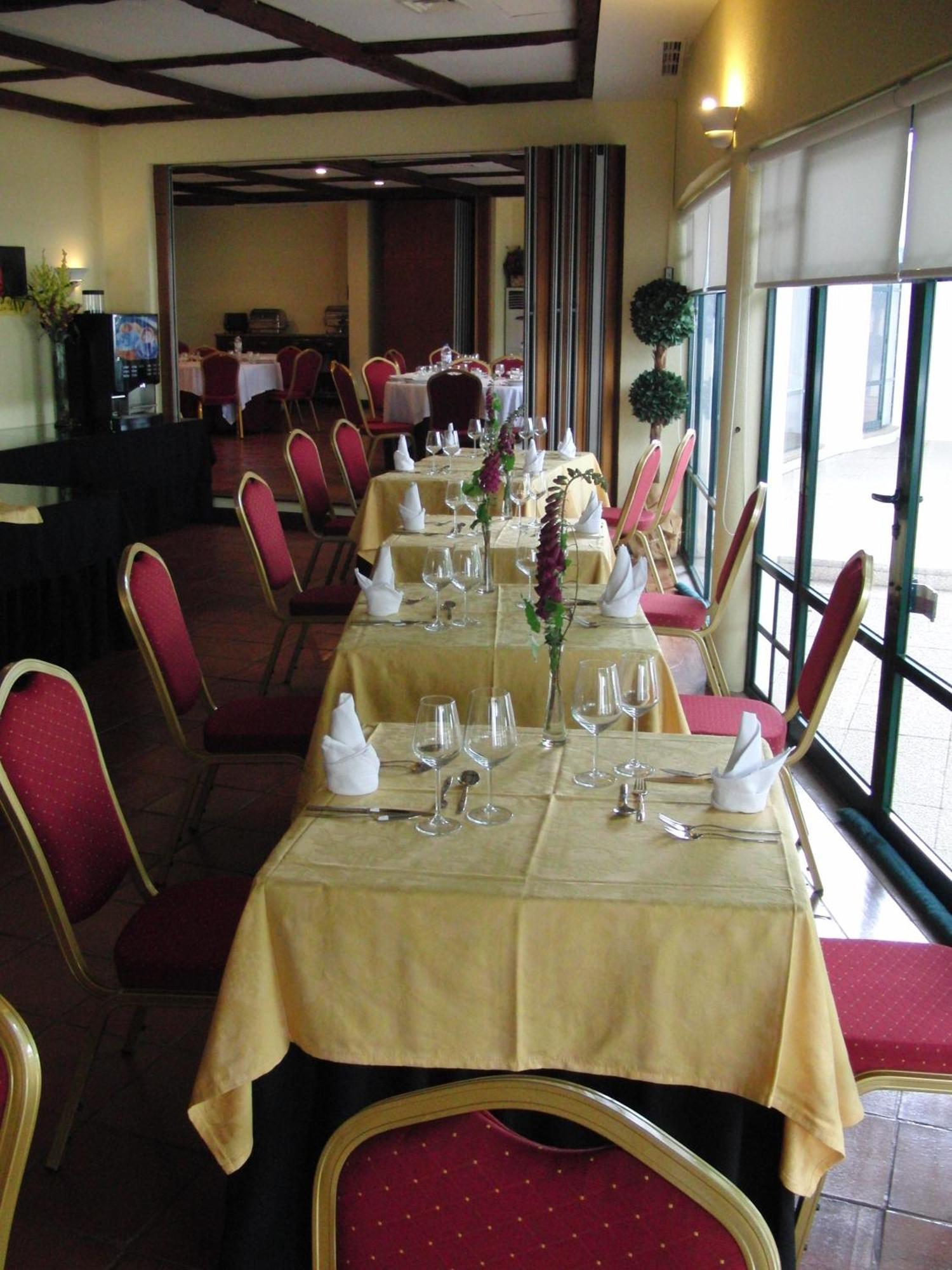 Hotel Каштелу де Виде Екстериор снимка